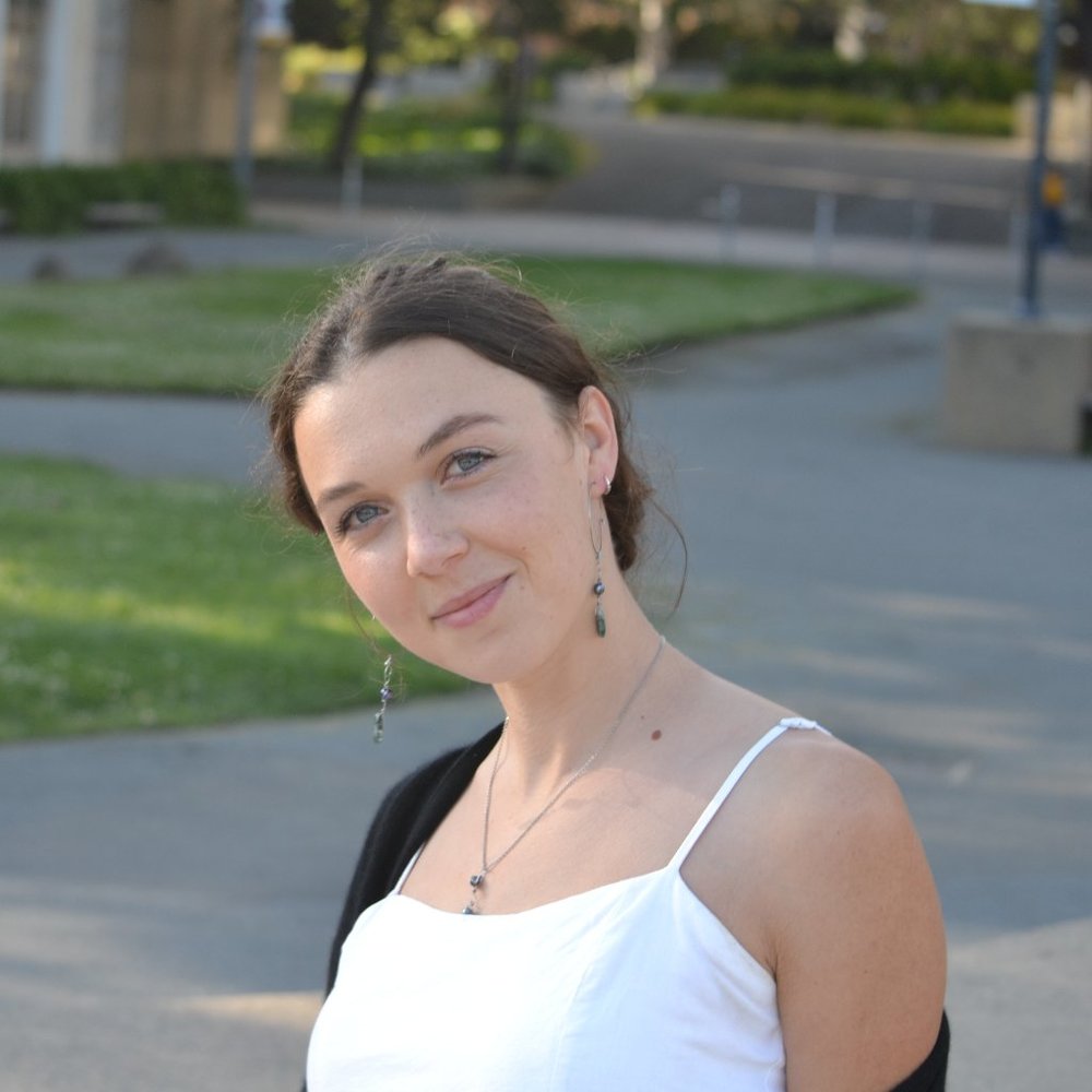 Meet your Posher, Madeleine